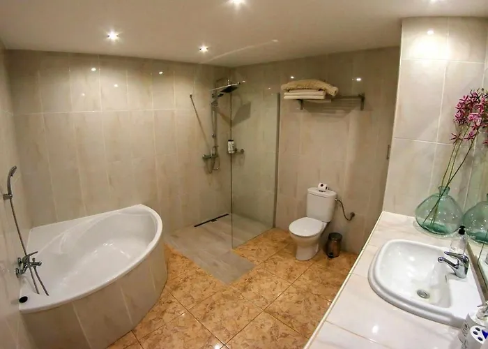 Rural Casa Blanca By Tenerife & Sales * غراناديا دي أبونا