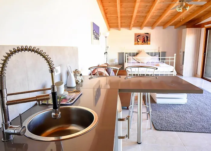 Rural Casa Blanca By Tenerife & Sales Villa