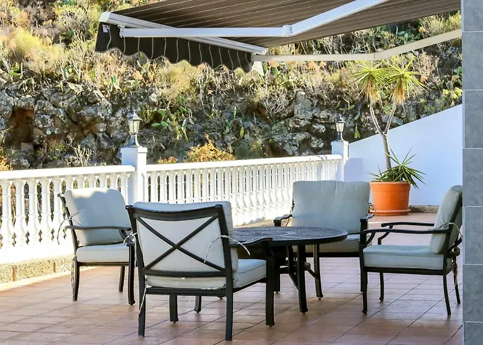 Rural Casa Blanca By Tenerife & Sales Villa